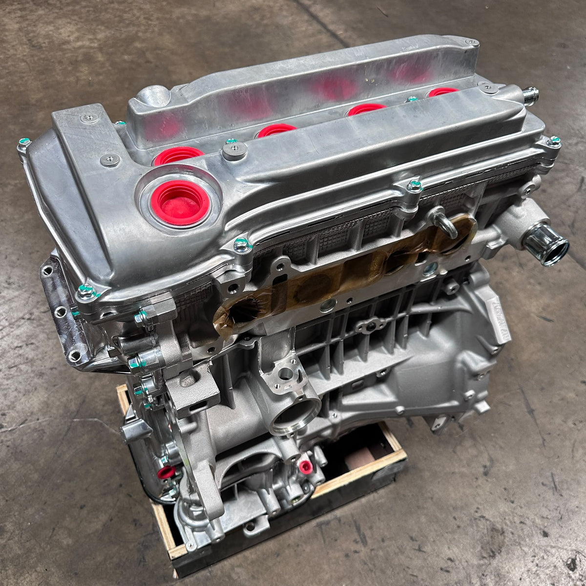TOYOTA CAMRY 2002-2009 TOYOTA HIGLANDER 2001-20017 TOYOTA SOLARA 2002-2008 TOYOTA RAV 4 2004-2005 BRAND NEW 2.4L 2AZ-FE 0 MILEAGE ENGINE