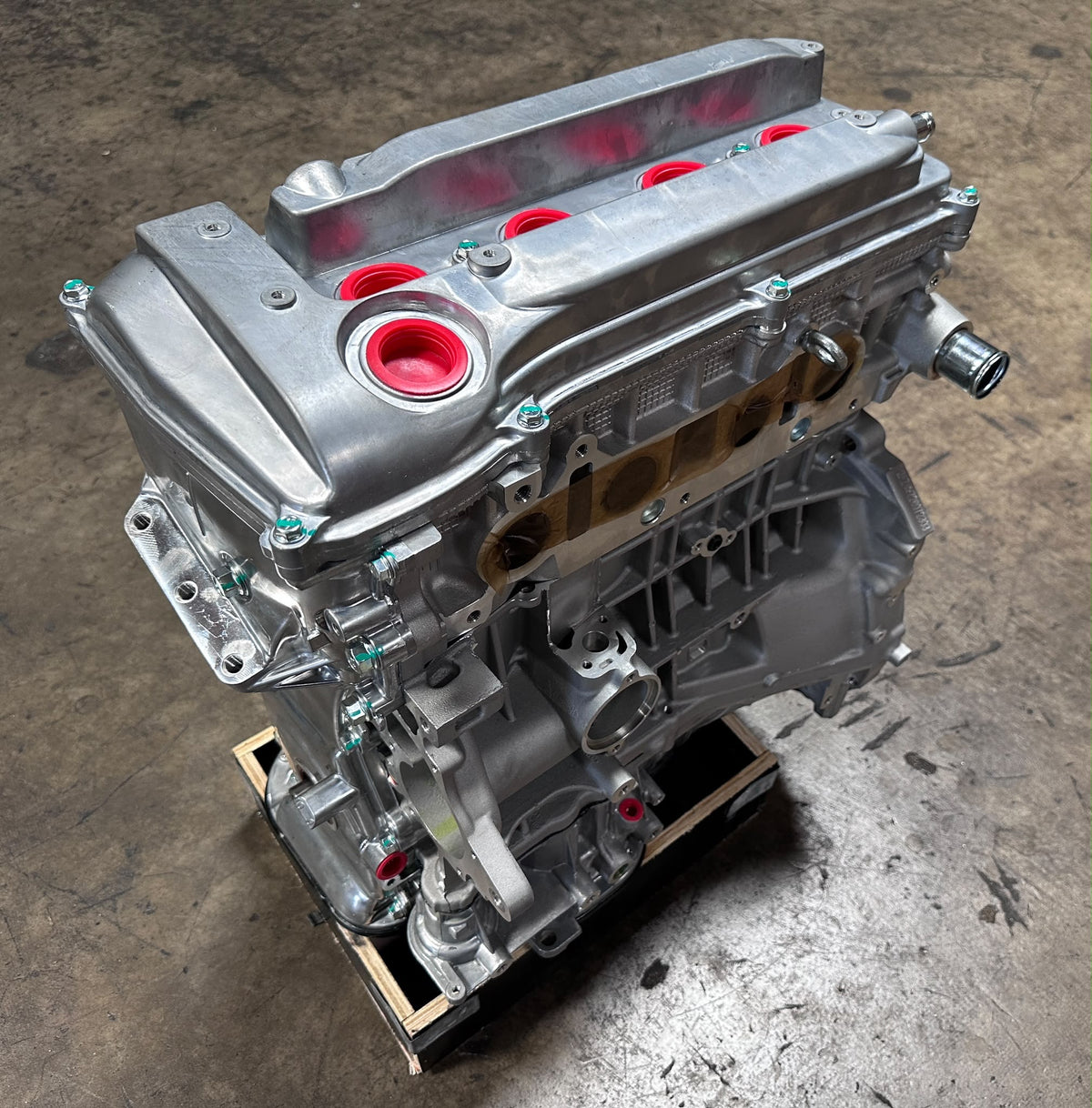 TOYOTA CAMRY 2002-2009 TOYOTA HIGLANDER 2001-20017 TOYOTA SOLARA 2002-2008 TOYOTA RAV 4 2004-2005 BRAND NEW 2.4L 2AZ-FE 0 MILEAGE ENGINE