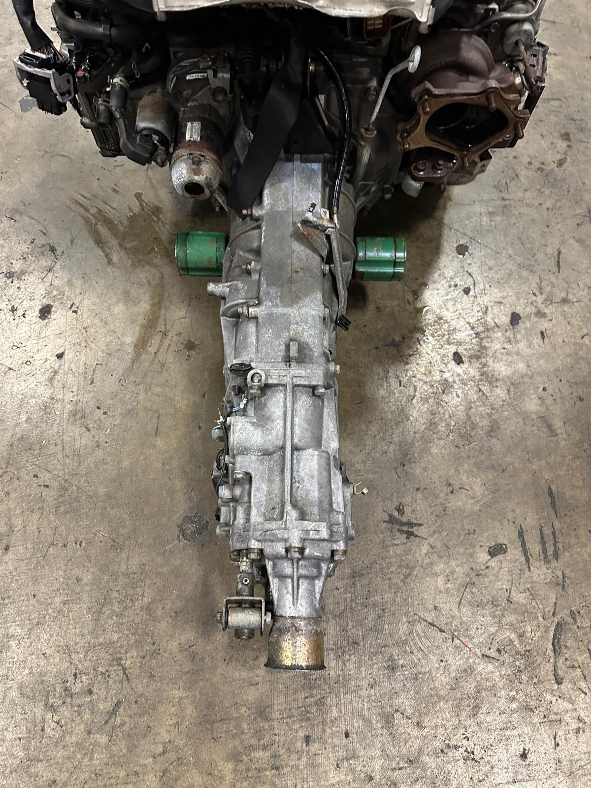 2004-2006 JDM SUBARU LEGACY GT 2.0L DOHC TURBO ENGINE WITH 5 SPPED M/T TRANSMISSION AWD
