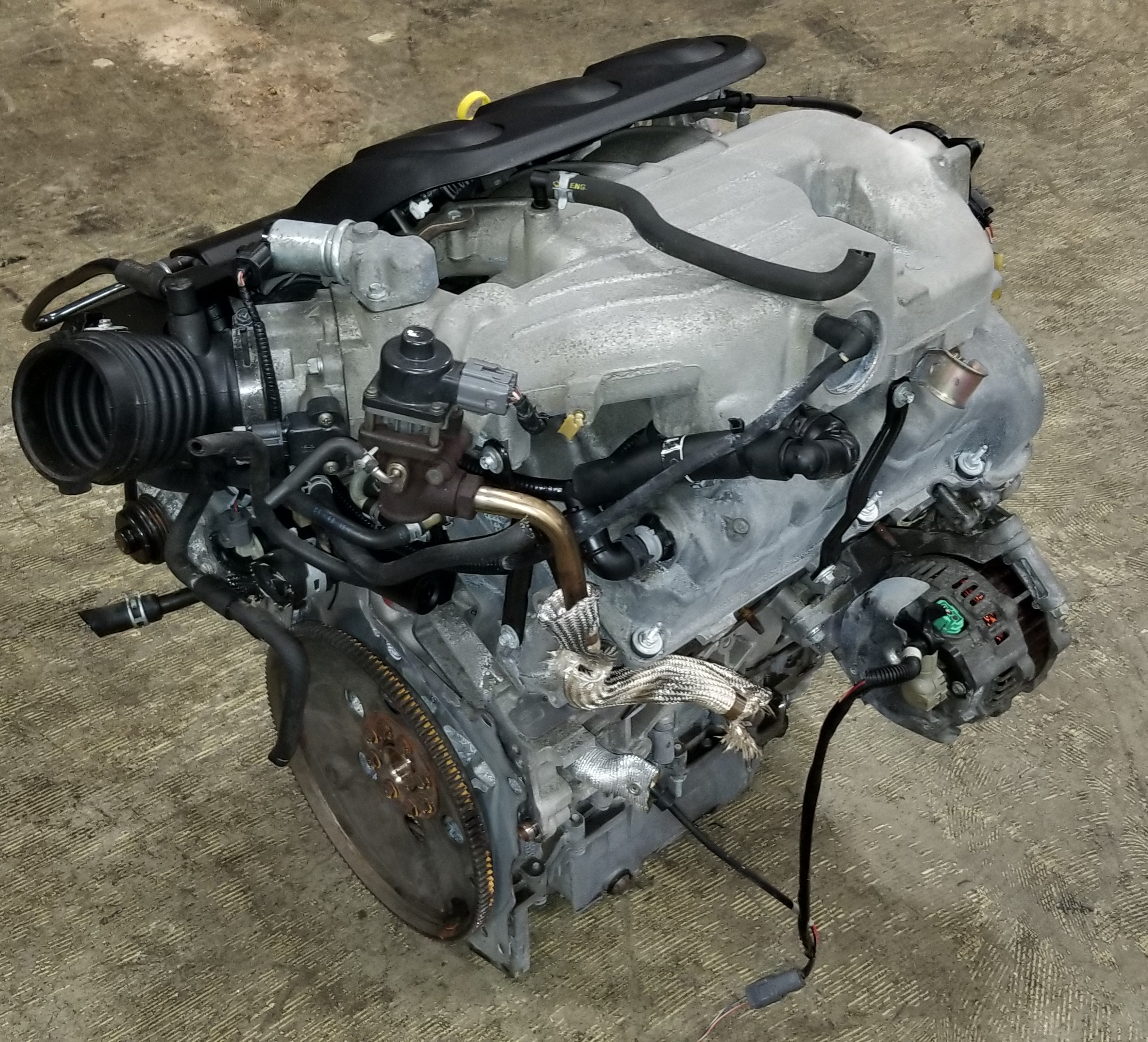 Купить двигатель мазда мпв. Двигатель Мазда МПВ 3.0. Мотор для Мазда MPV 3,0. Двигатель Мазда 3 МПВ. Мазда МПВ 2004 3.0 двигатель.