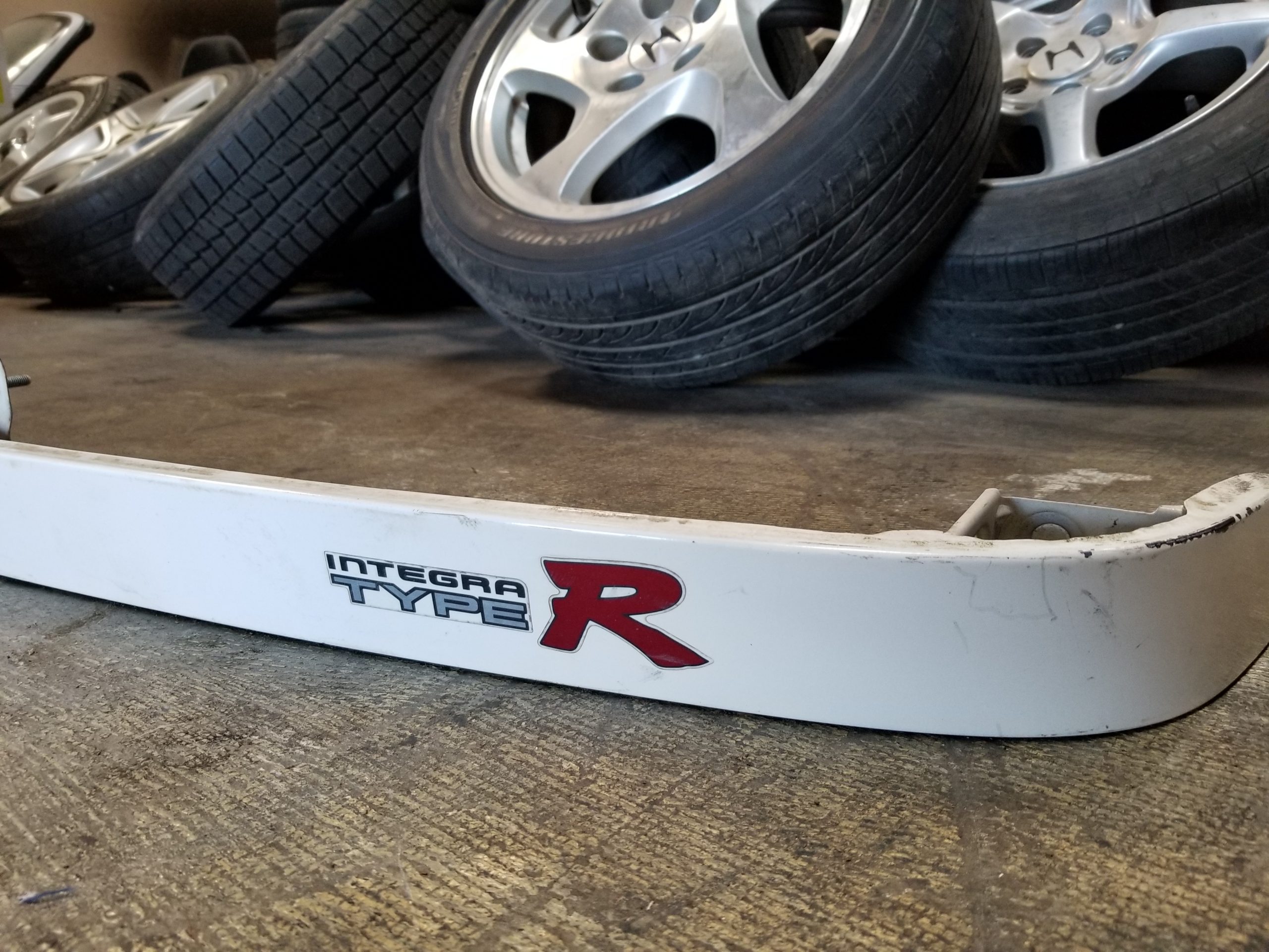 DC2 - 1994-2001 Integra Type R Bumper Filler Garnish DC2 OEM JDM ITR